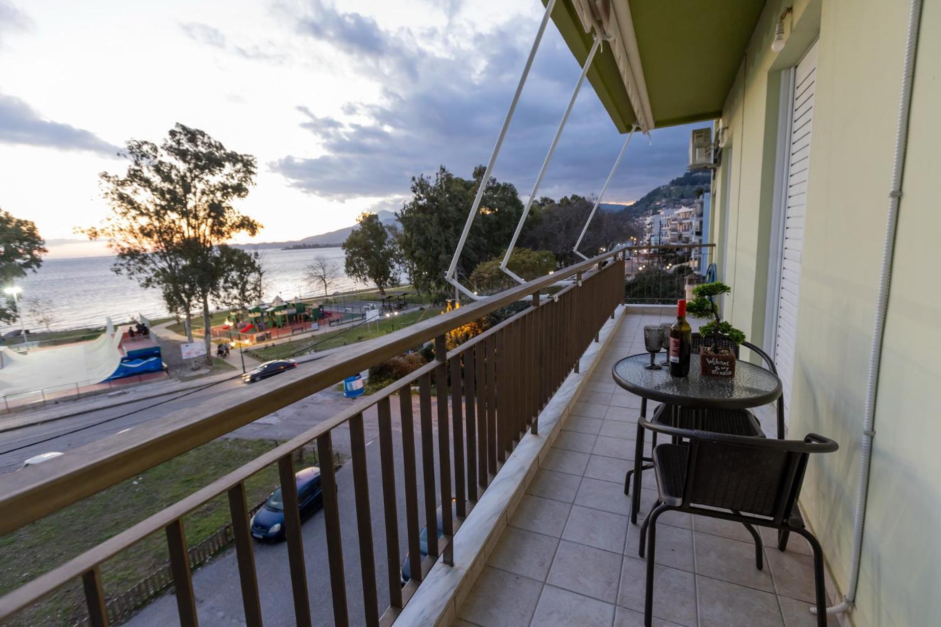 Апартаменты Vicky'S View House Нафпактос Экстерьер фото